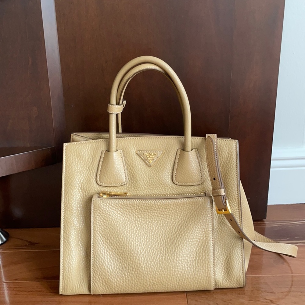 Authentic Prada bn2626 color is sughero